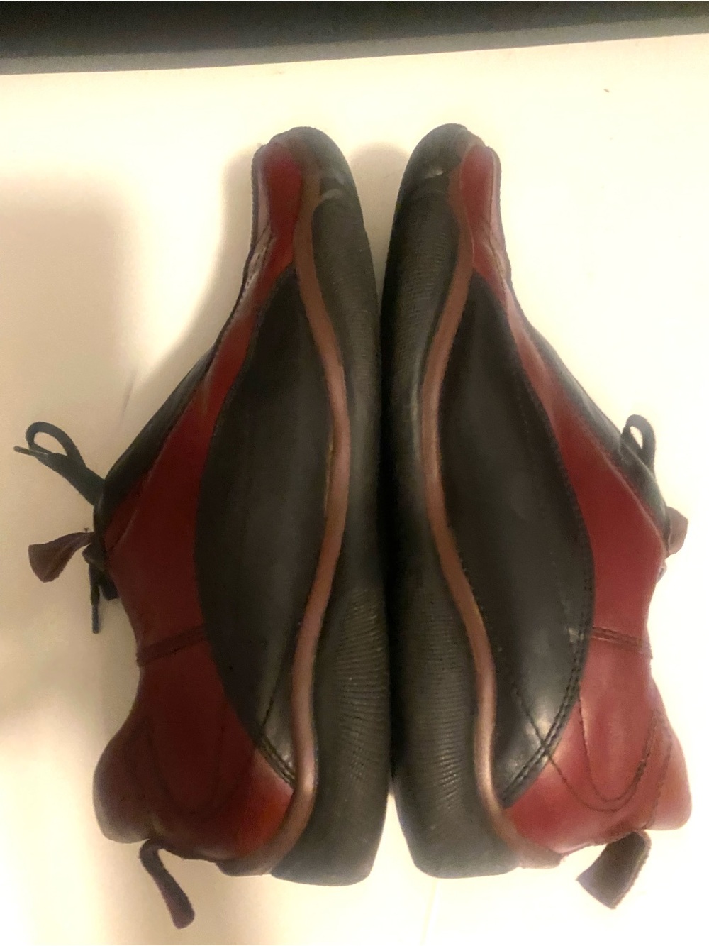 BED|STU Two-Tone Red and Black Leather Lace-Up Derby